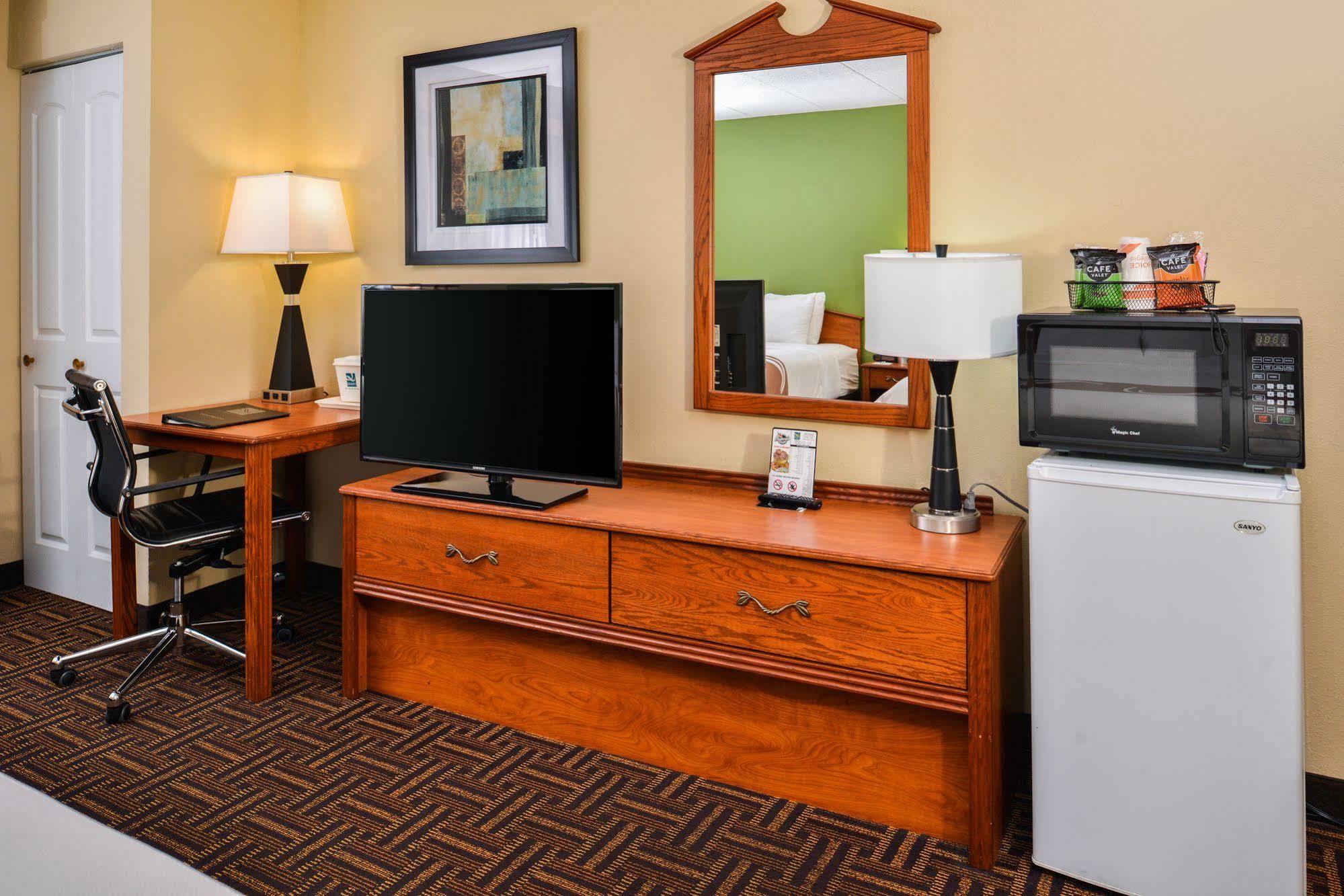 Quality Inn Bolingbrook I-55 Εξωτερικό φωτογραφία